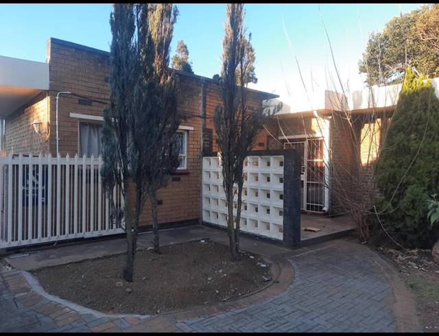 3 BEDROOM HOUSE FOR SALE IN ARCON PARK